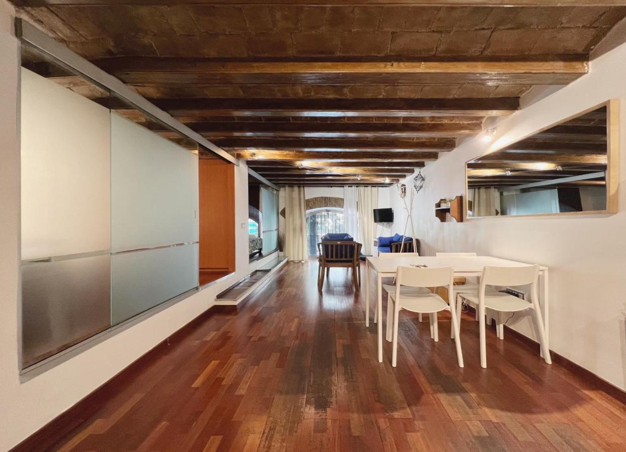 Stay U-Nique Apartments Placa Universitat برشلونة المظهر الخارجي الصورة